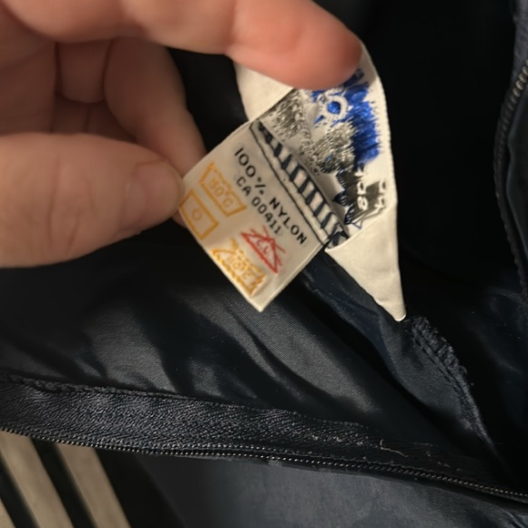 Vintage adidas women’s wind breaker with zipper slits size small 100% Nylon - Picture 12 of 15